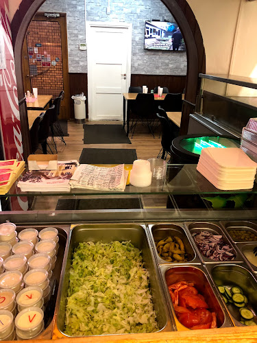 Opinii despre Pizzeria Arena Trollhättan în Trollhättan - Gastronomi och hotellverksamhet