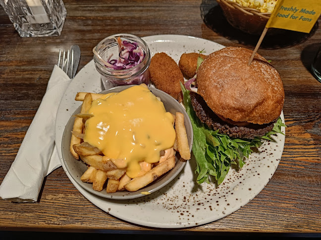 O'Learys Vällingby - Gastronomi och hotellverksamhet