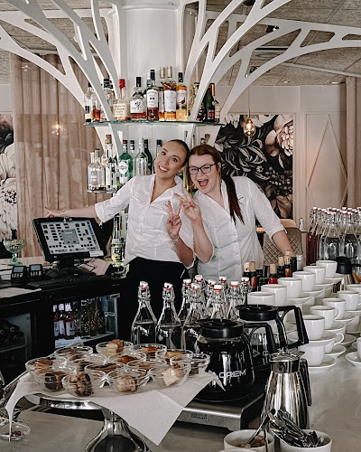 Restaurang Varda - Gastronomi och hotellverksamhet