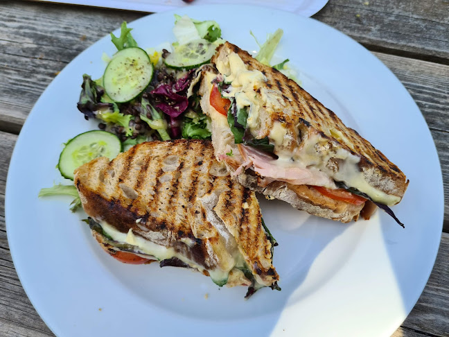 Comentarii opinii despre Elfviks Gårdsbistro