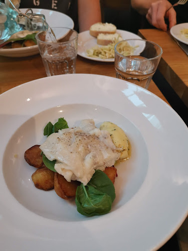 Två Fiskare Phone number