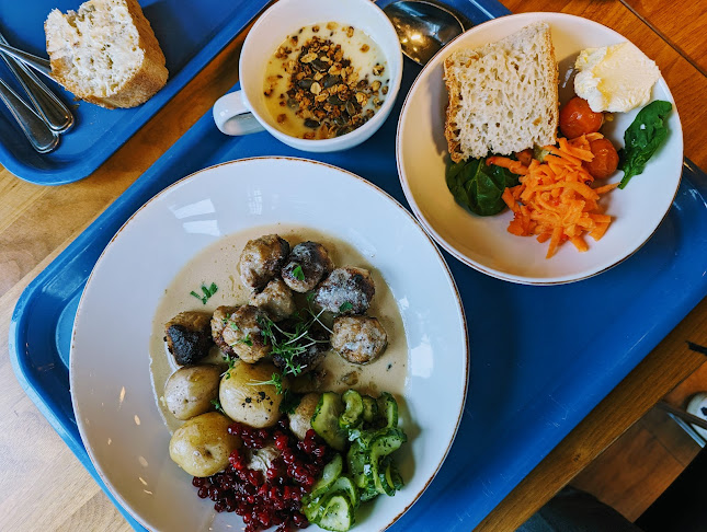 Comentarii opinii despre Ubåtshallen