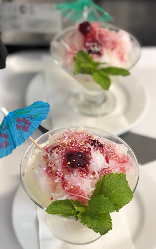 Opinii despre Café Kochini în Solna - Gastronomi och hotellverksamhet