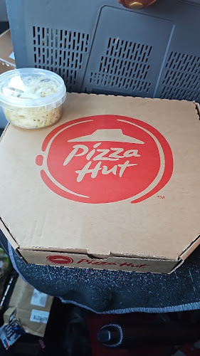 Reviews of Pizza Hut Borås in Borås - Gastronomi och hotellverksamhet