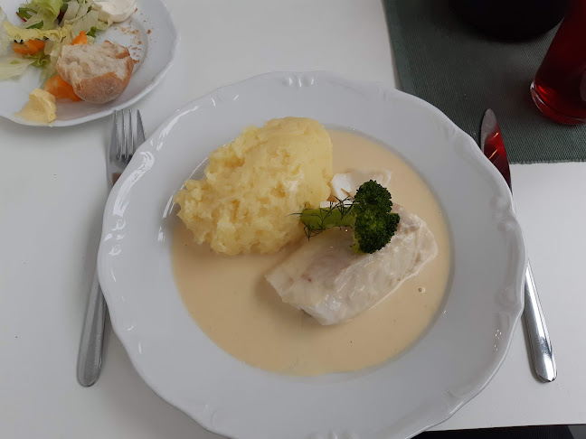 Spis - Gastronomi och hotellverksamhet