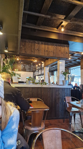 Comentarii opinii despre Bella Mare - Restaurang, Pizza, Bar