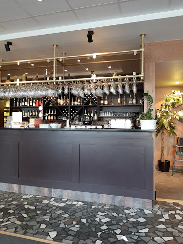 Restaurang Yin & Sushi - Gastronomi och hotellverksamhet