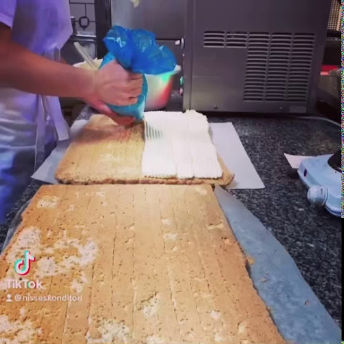 Opinii despre Nisses Konditori în Ängelholm - Gastronomi och hotellverksamhet