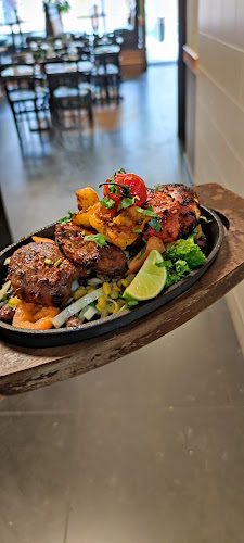 Opinii despre Nawabi Kitchen în Hässelby - Gastronomi och hotellverksamhet