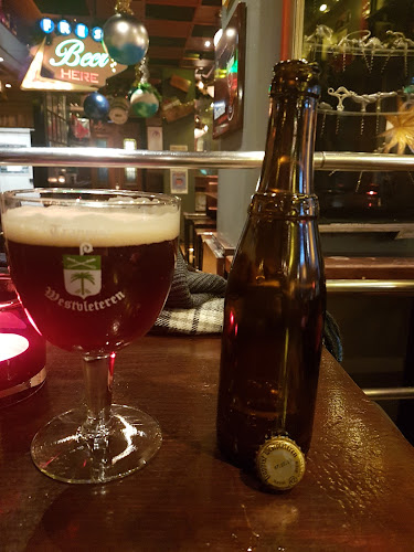 Akkurat Bar & Restaurang - Gastronomi och hotellverksamhet