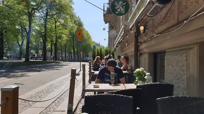 Vasanova bar & Café - Gastronomi och hotellverksamhet