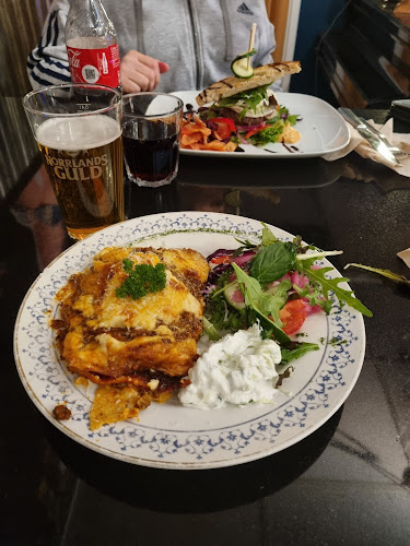 Reviews of Global Living in Västerås - Gastronomi och hotellverksamhet