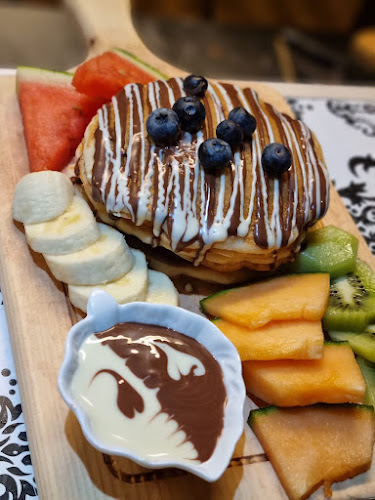 Sweety Café Open Times