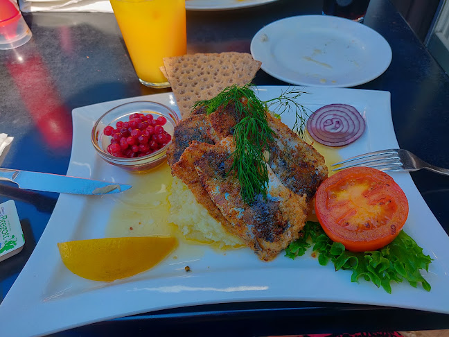 Comentarii opinii despre Marina Sportsbar