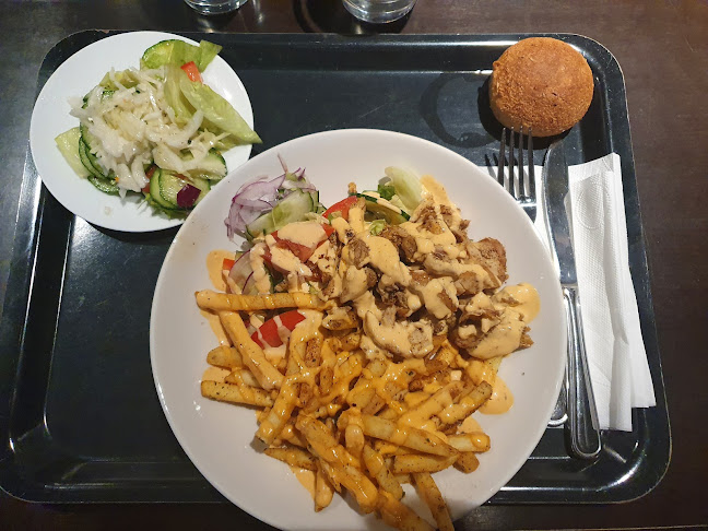 The Hive Foodmarket - Gastronomi och hotellverksamhet