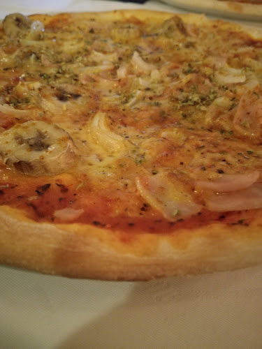 Restaurang Pizzeria Athena - Östersund