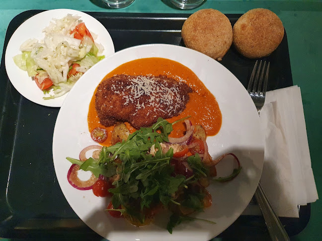 The Hive Foodmarket Open Times