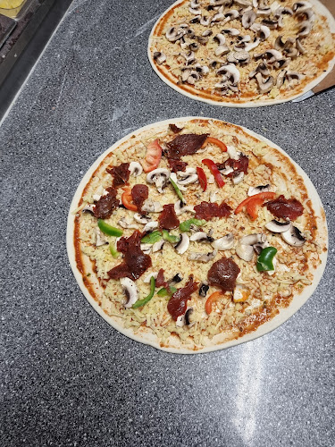 Pizzeria Napoli Vadstena - Gastronomi och hotellverksamhet