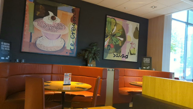 Pizza Hut Karlstad Open Times