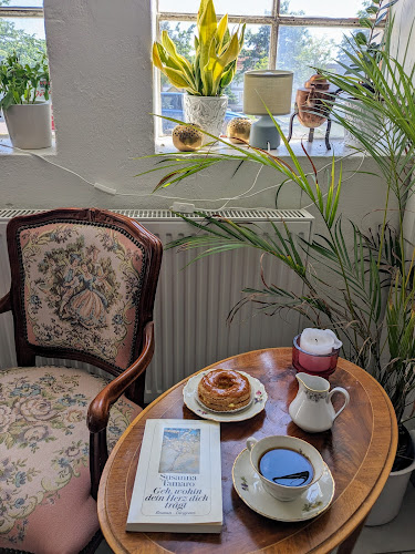 Comments and reviews of Kom in Café