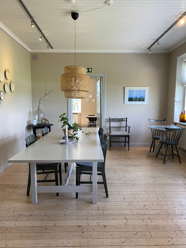 Grön Ko Café & Saluhall Open Times