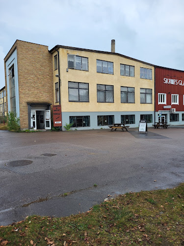 Loppis I Skruv - Skruv