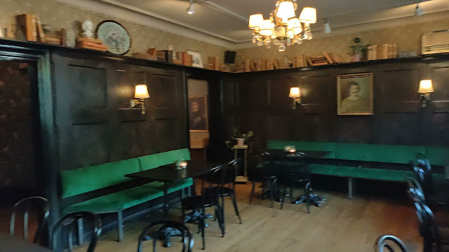 Madame Moustache, Helsingborg