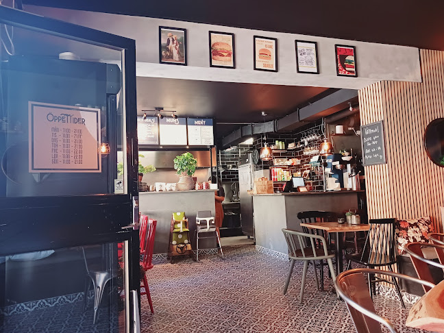 Comentarii opinii despre Mums Burgers