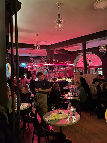 Comentarii opinii despre Bistro Bananas