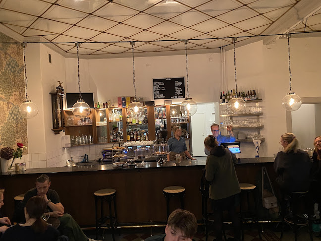 Café - Gastronomi och hotellverksamhet