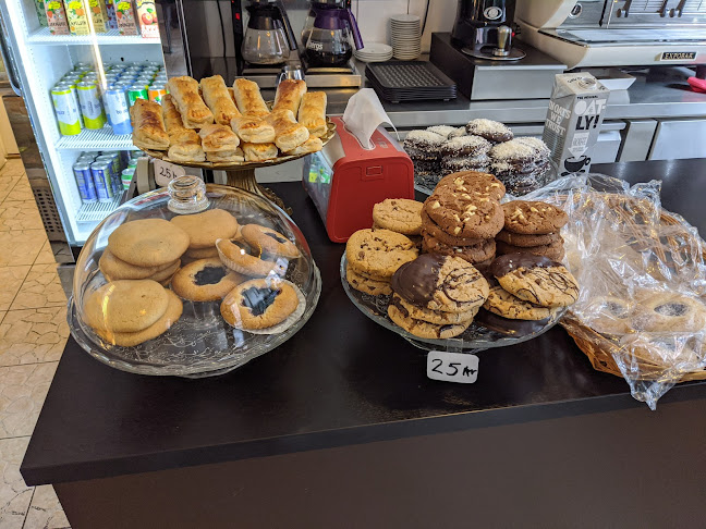 Comentarii opinii despre Adams Kafé