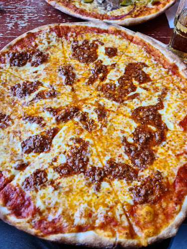 Pizzeria Lilla Rimini - Gastronomi och hotellverksamhet