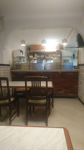 Opinii despre Helenas Pizzabutik în Örnsköldsvik - Gastronomi och hotellverksamhet