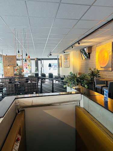 Comments and reviews of Waynes Coffee