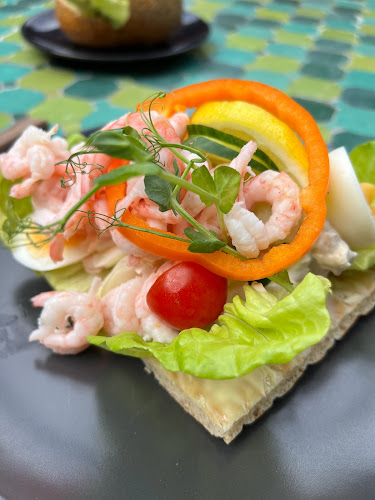 Opinii despre Restaurang Tant Grön în Västervik - Gastronomi och hotellverksamhet