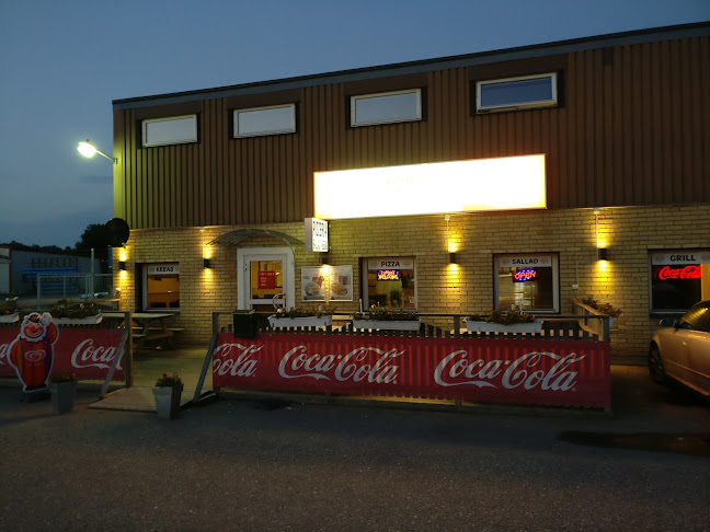 Pizzeria Knuten - Gastronomi och hotellverksamhet