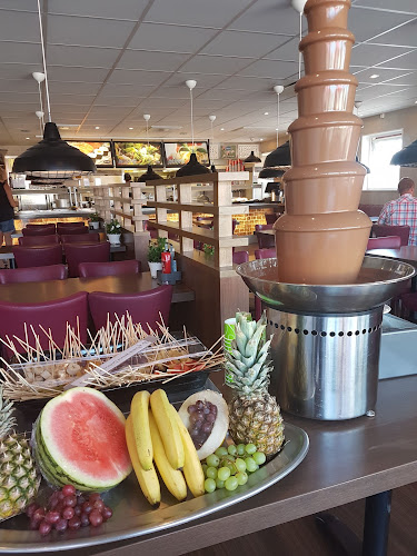 Eataliano & Asian - Restaurang Mjölby - Gastronomi och hotellverksamhet