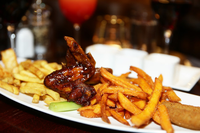 Charles Dickens - Gastronomi och hotellverksamhet