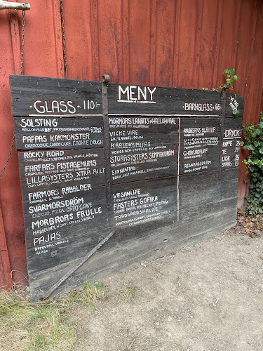 Opinii despre Glass & Berså Arboga în Arboga - Gastronomi och hotellverksamhet