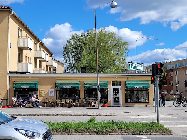 Konditori Trianon - Gastronomi och hotellverksamhet