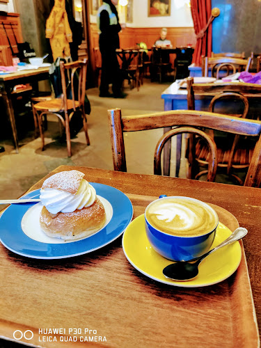 Ritorno Konditori Etc. - Gastronomi och hotellverksamhet