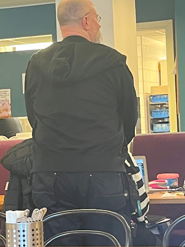 Opinii despre Den Glada Restaurangen AB în Solna - Gastronomi och hotellverksamhet