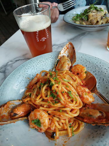 Comentarii opinii despre Twin City - Dinner & Drinks