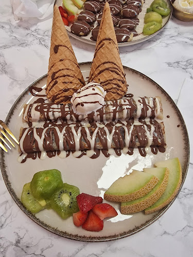 Nutella Crepes House - Gastronomi och hotellverksamhet