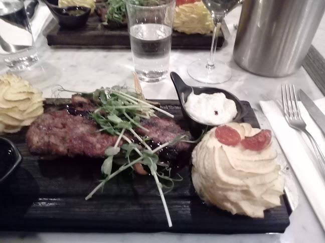 Drottninggatan 25, 111 51 Stockholm