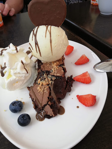 Café Gelato - Gastronomi och hotellverksamhet