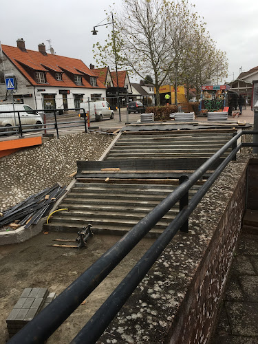 Opinii despre Lyckantorget i Båstad în Båstad - Gastronomi och hotellverksamhet