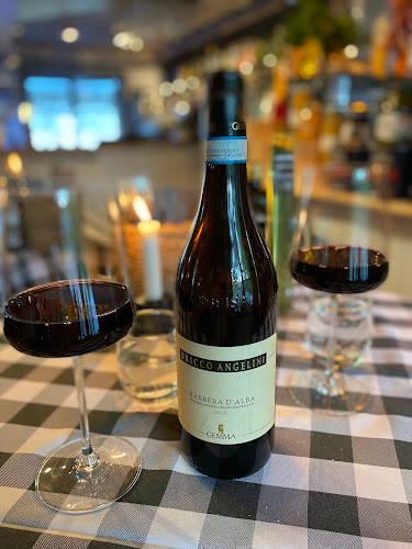 Enoteca Rådhusbacken - Gastronomi och hotellverksamhet