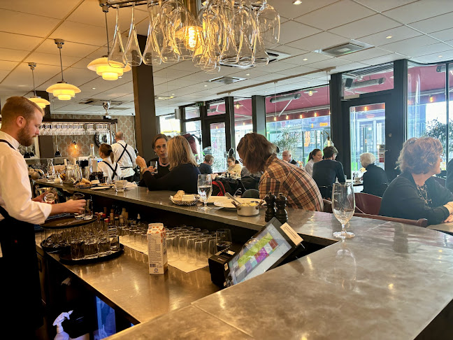 Klostergatans vin & delikatess Open Times