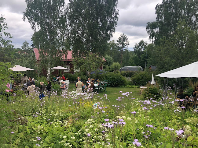 Hjort-Olârs kafé - Gastronomi och hotellverksamhet